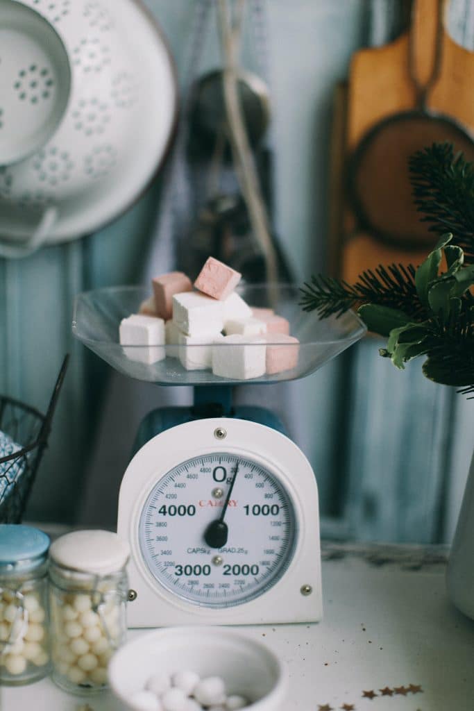 pexels-lina-kivaka-1740904-683x1024